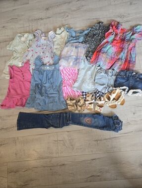 Girls 2T Summer/Spring Lot-20 Piece Used/clean